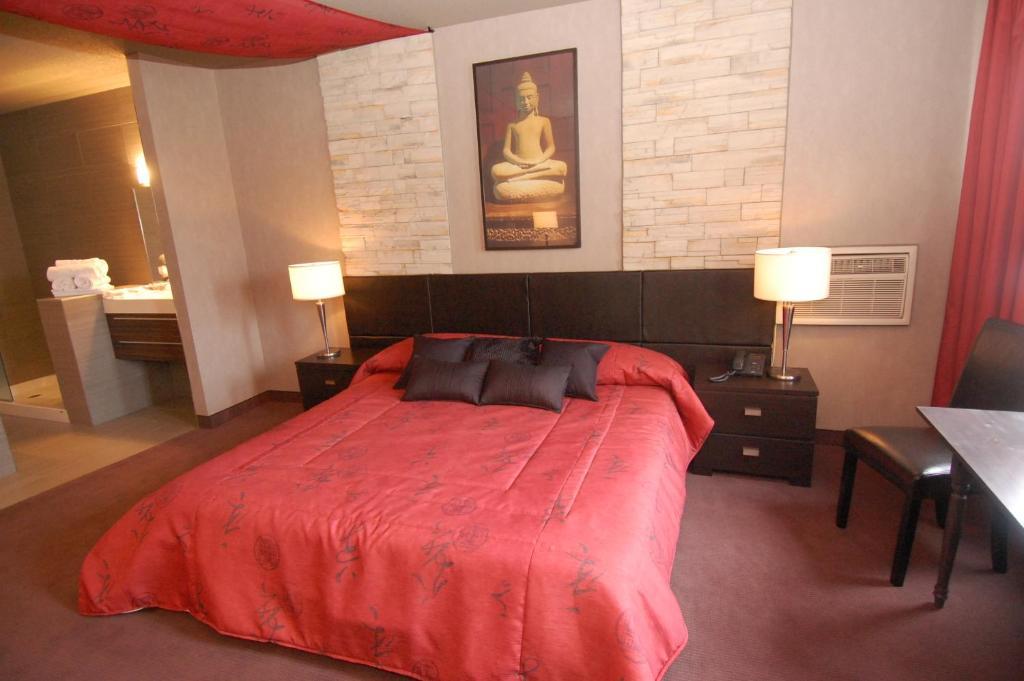 Motel Capri Et Suites Репантіньї Екстер'єр фото