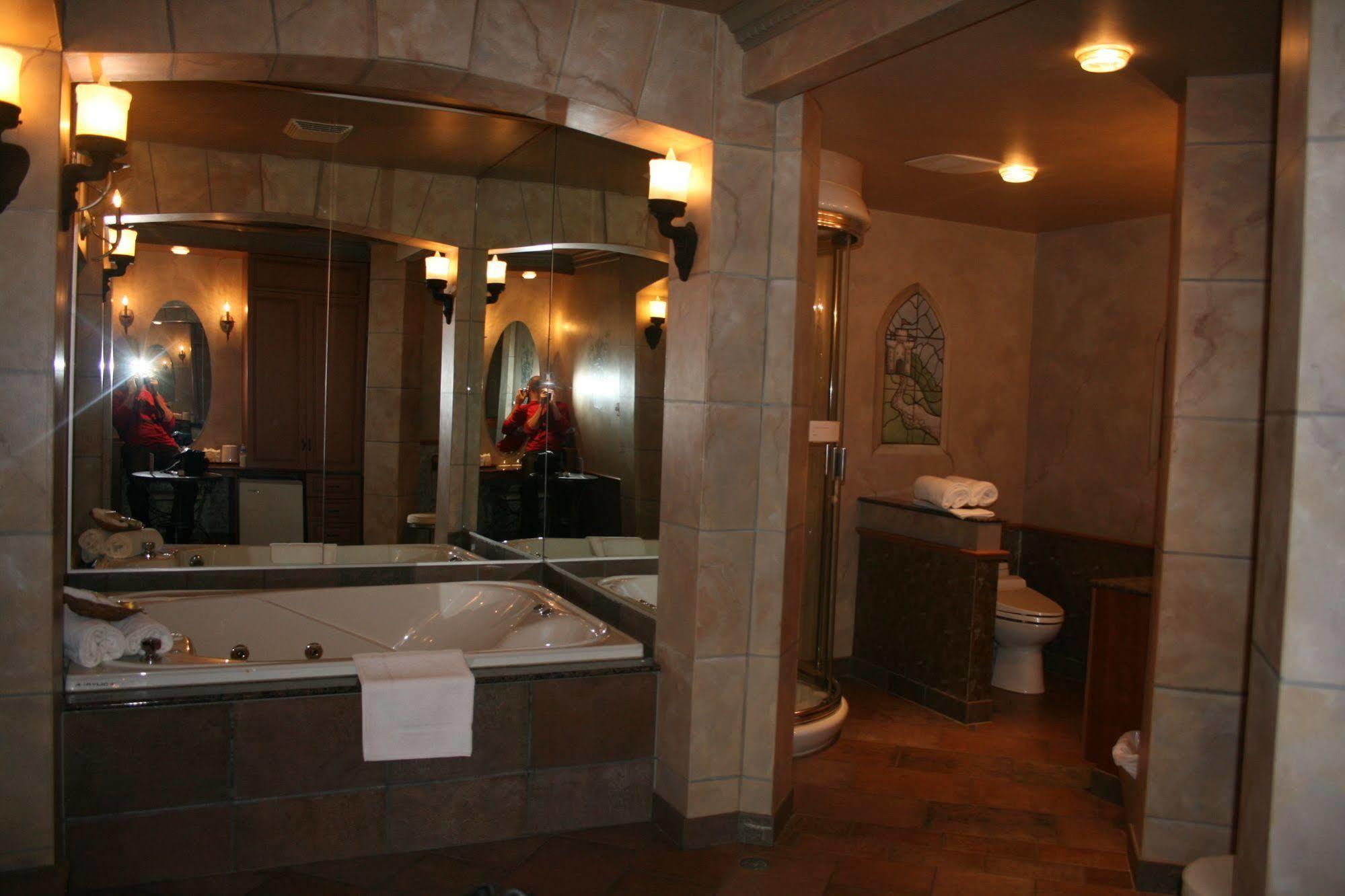 Motel Capri Et Suites Репантіньї Екстер'єр фото
